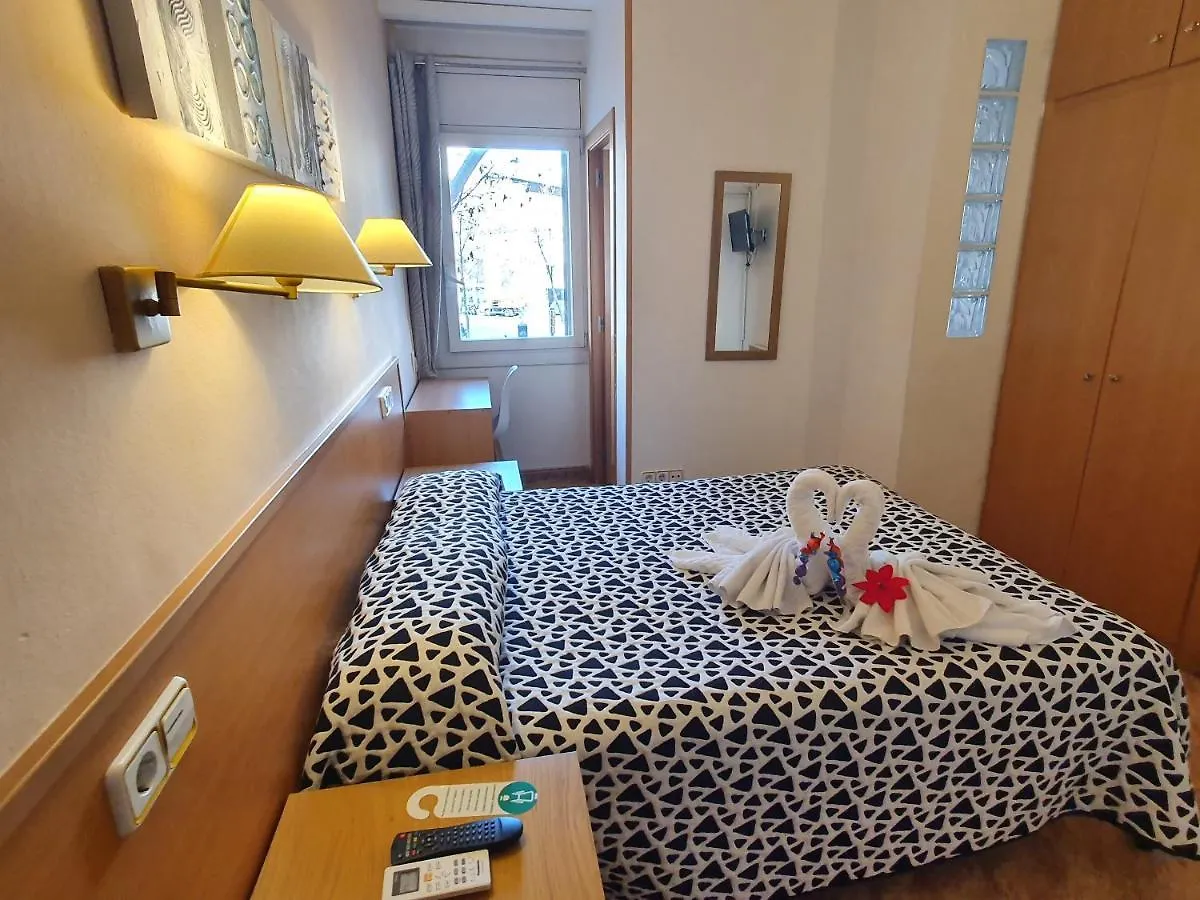 Hostal Rio De Castro Barcelona Gasthof