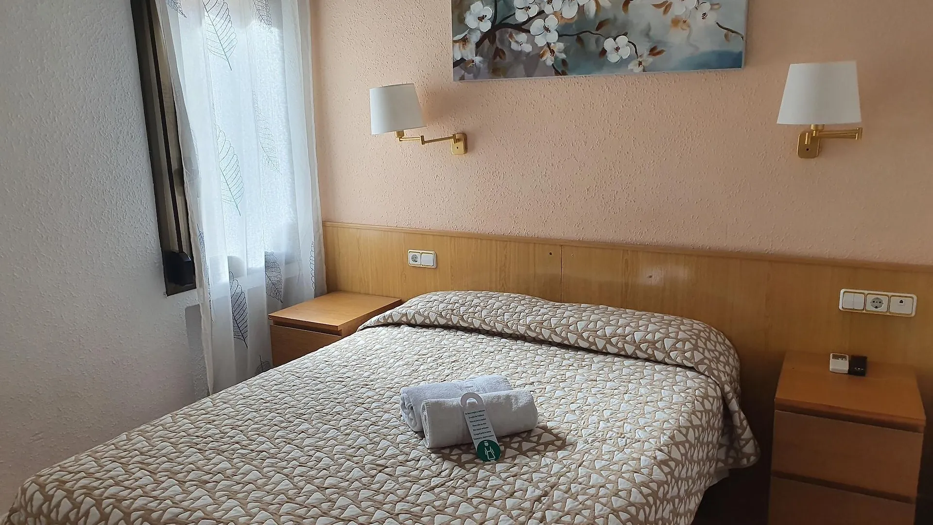 Hostal Rio De Castro Barcelona Guest house