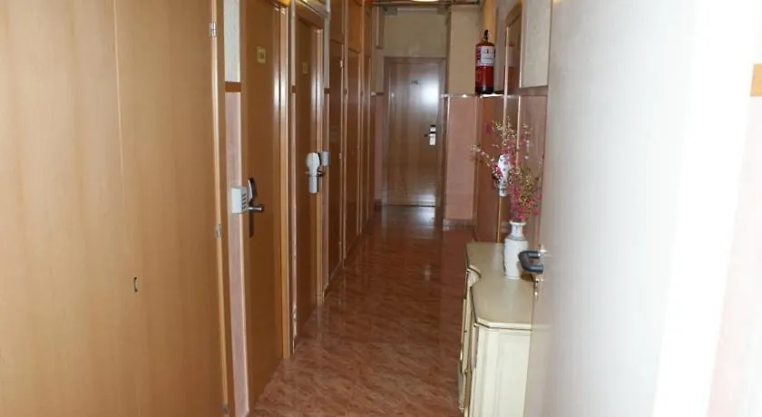 Hostal Rio De Castro Barcelona 2*,