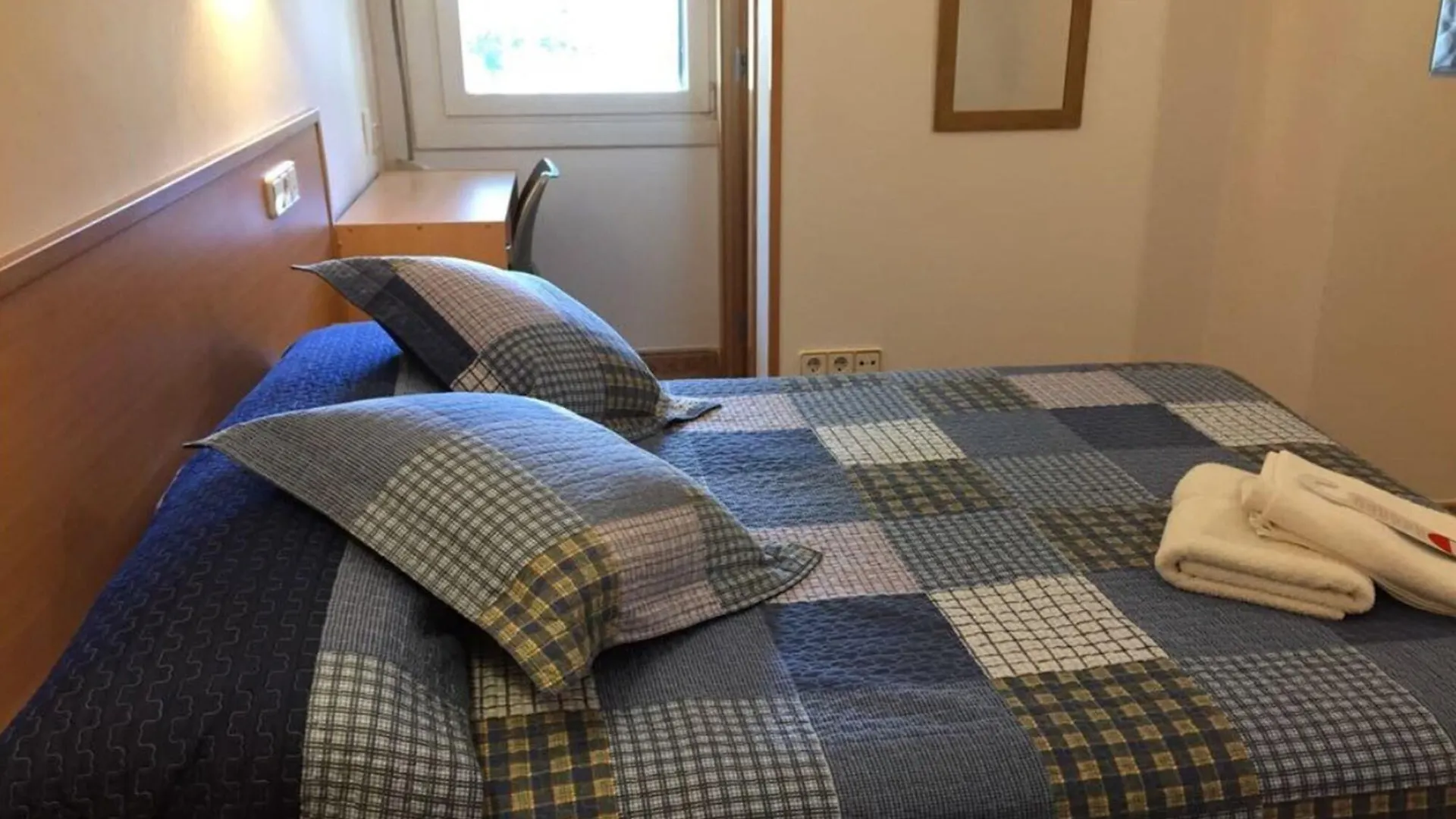 Hostal Rio De Castro Barcelona Guest house